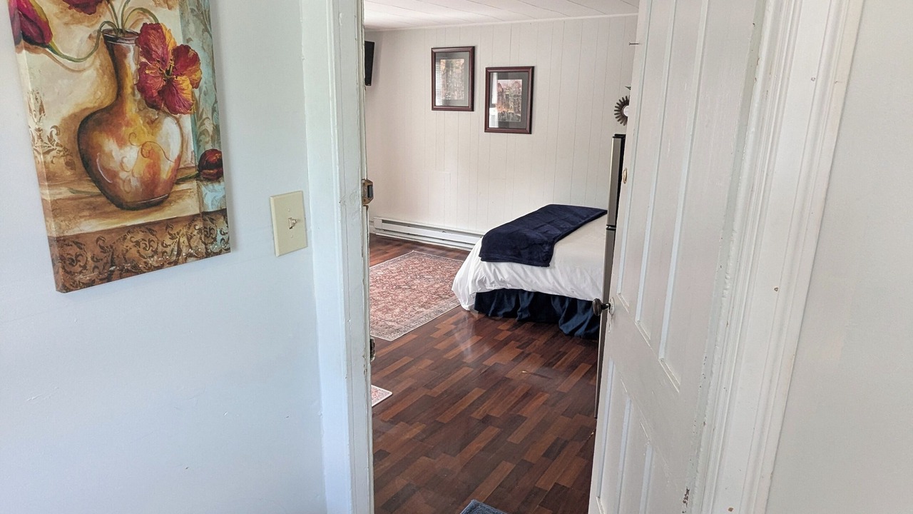 Photo of Bedroom in Oswego