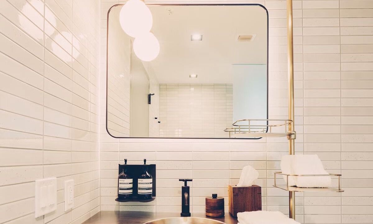 Photo of Bathroom in South River City