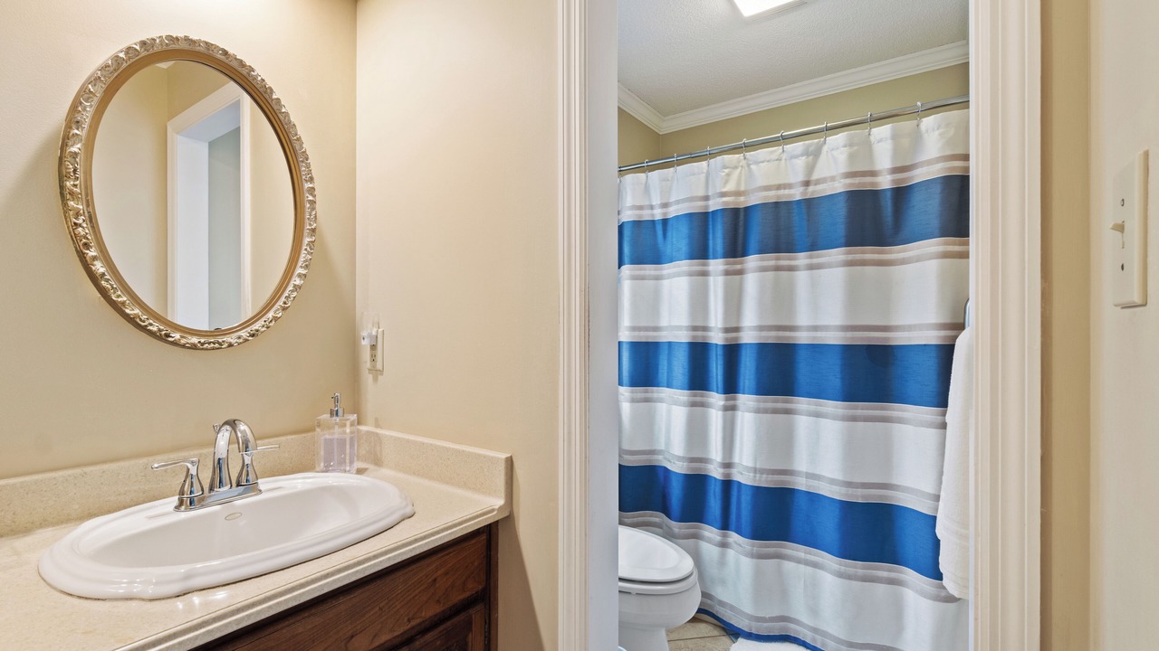 Photo of Bathroom in McMinn County