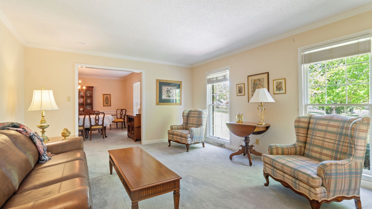 Photo of Livingroom in McMinn County