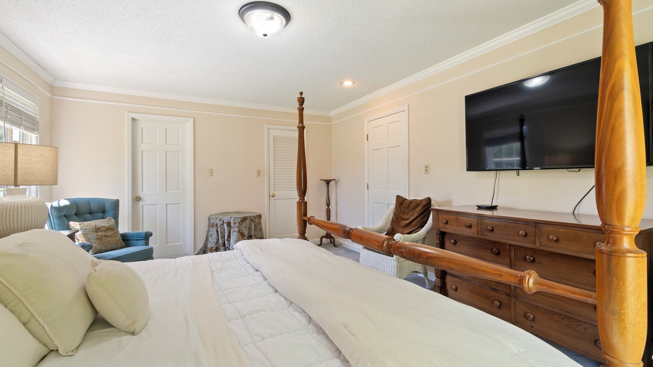 Photo of Bedroom in McMinn County
