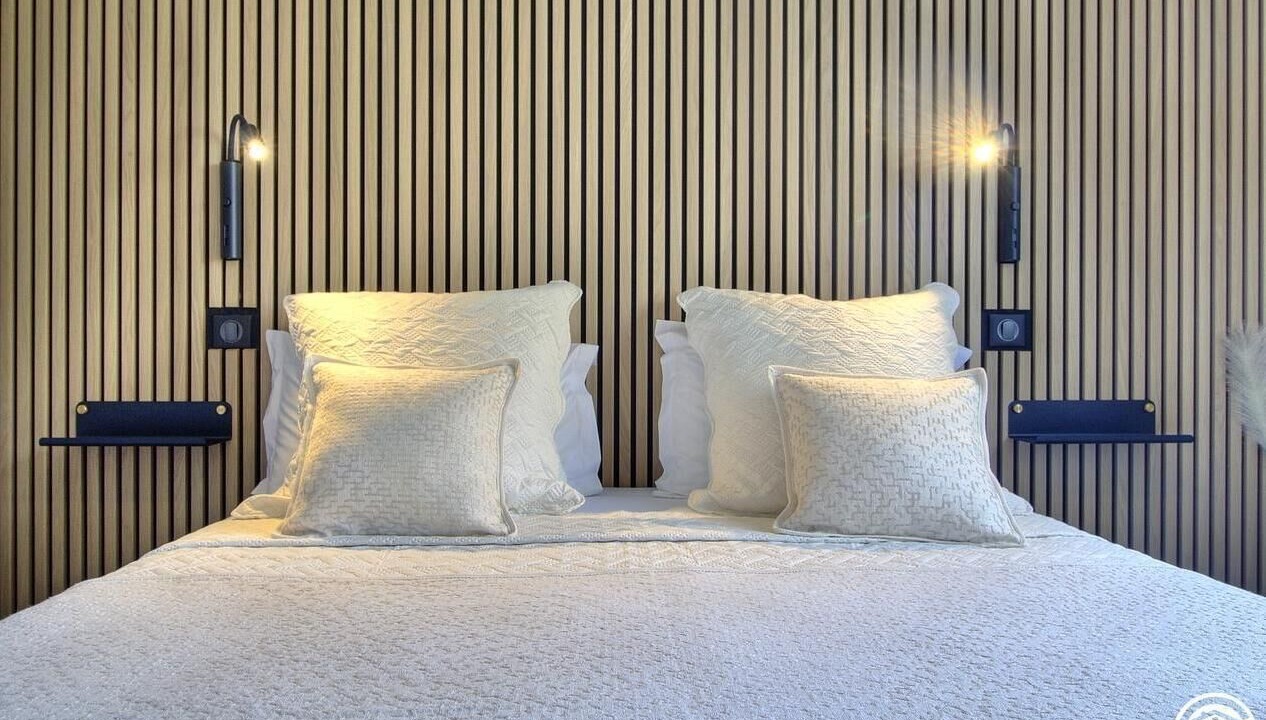 Photo of Bedroom in Saint-Denis-les-Bourg