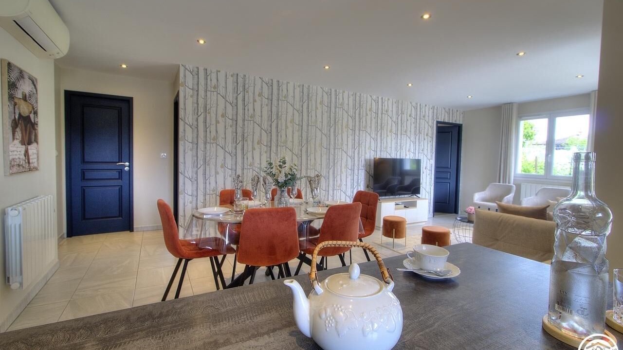 Photo of Others in Saint-Denis-les-Bourg