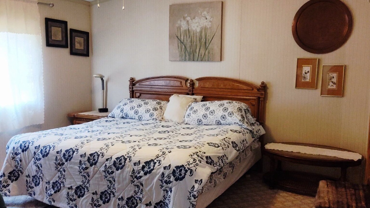 Photo of Bedroom in Chiloquin