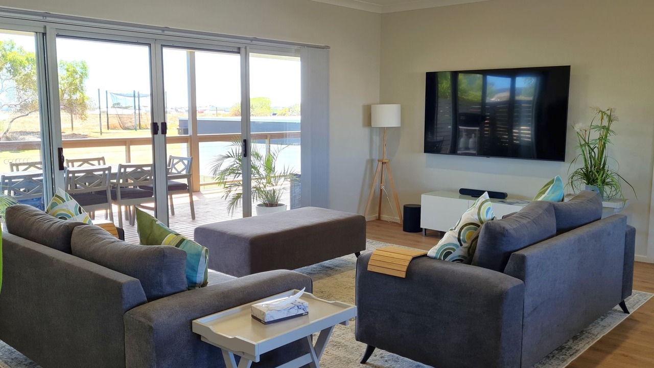 Photo of Livingroom in Port Hughes