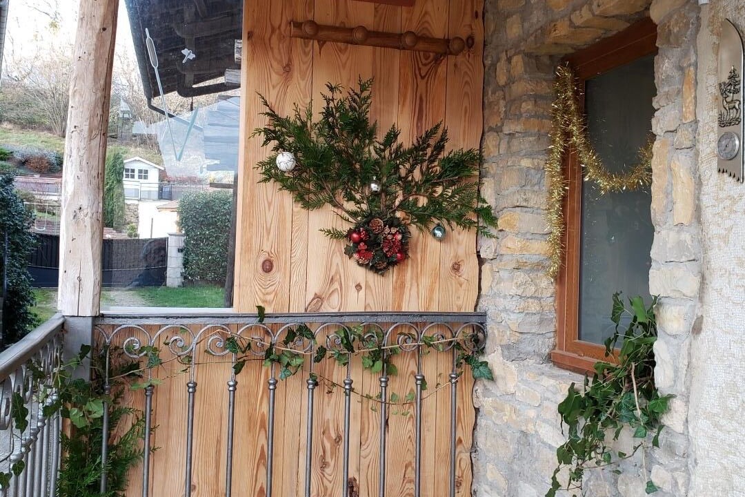 Photo of Outdoor in Boyeux-Saint-Jerome