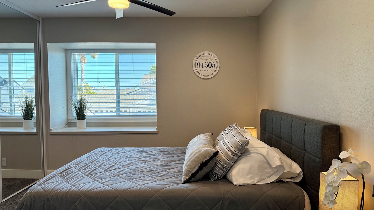 Photo of Bedroom in Discovery Bay
