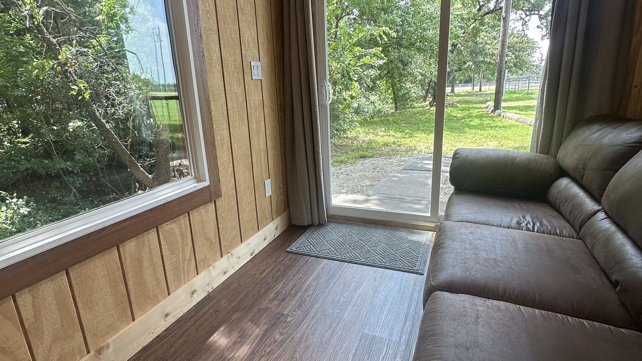 Photo of Livingroom in Pilot Point
