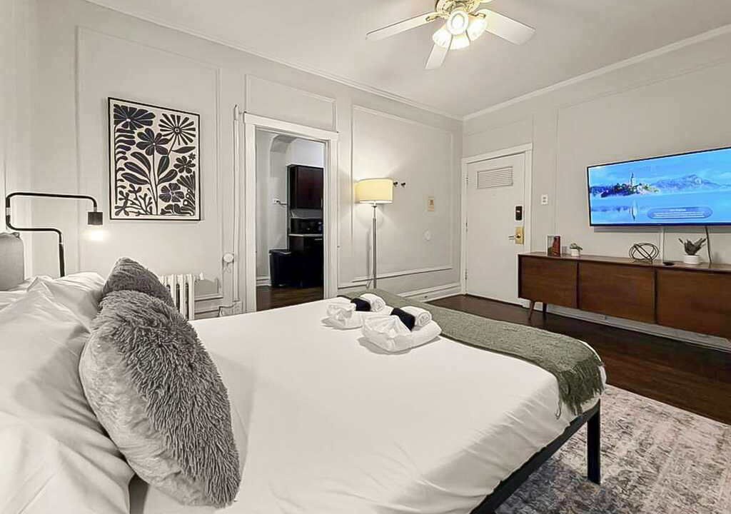 Photo of Bedroom in Hyde Park