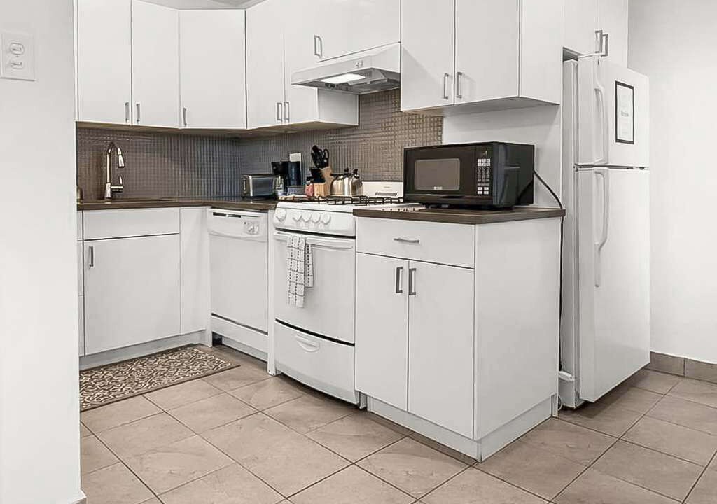 Photo of Kitchen in East Hyde Park