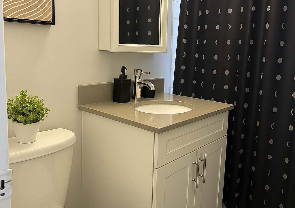 Photo of Bathroom in Hyde Park