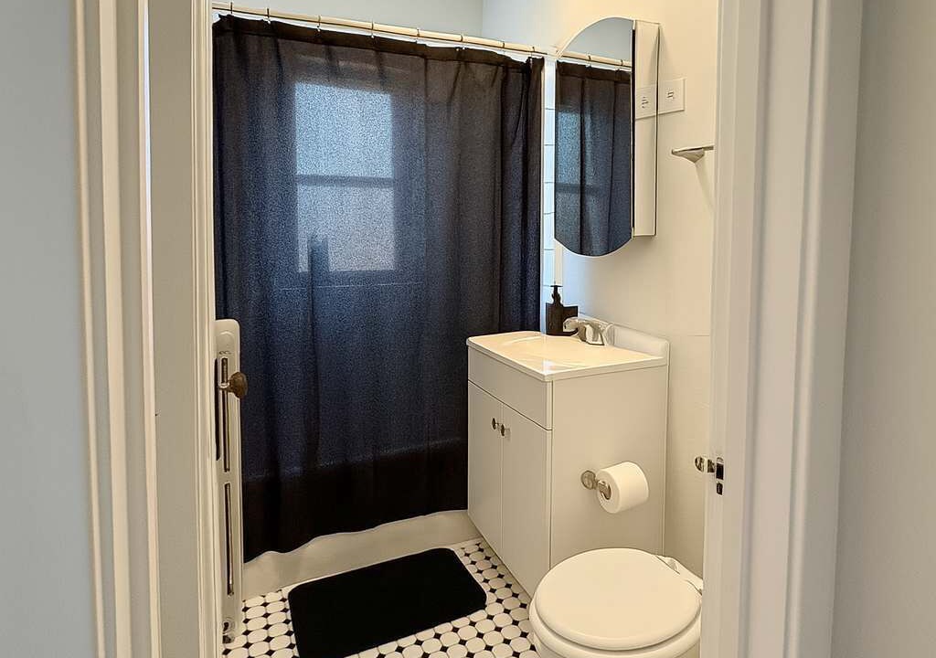 Photo of Bathroom in Ravenswood Manor