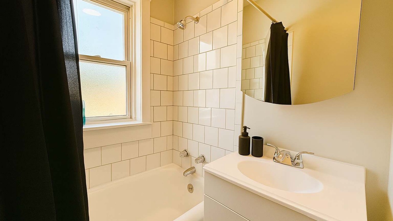 Photo of Bathroom in Ravenswood Manor