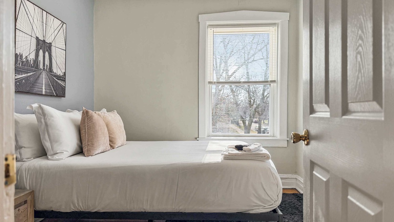 Photo of Bedroom in Avondale