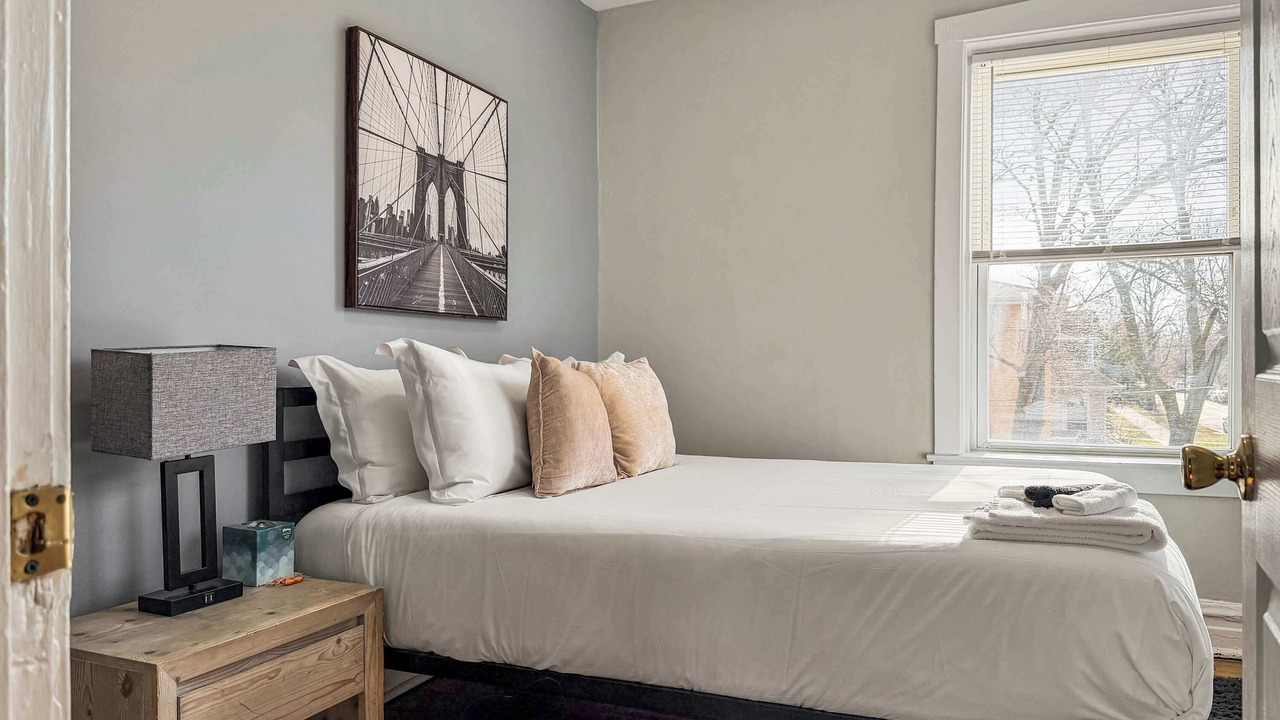 Photo of Bedroom in Avondale