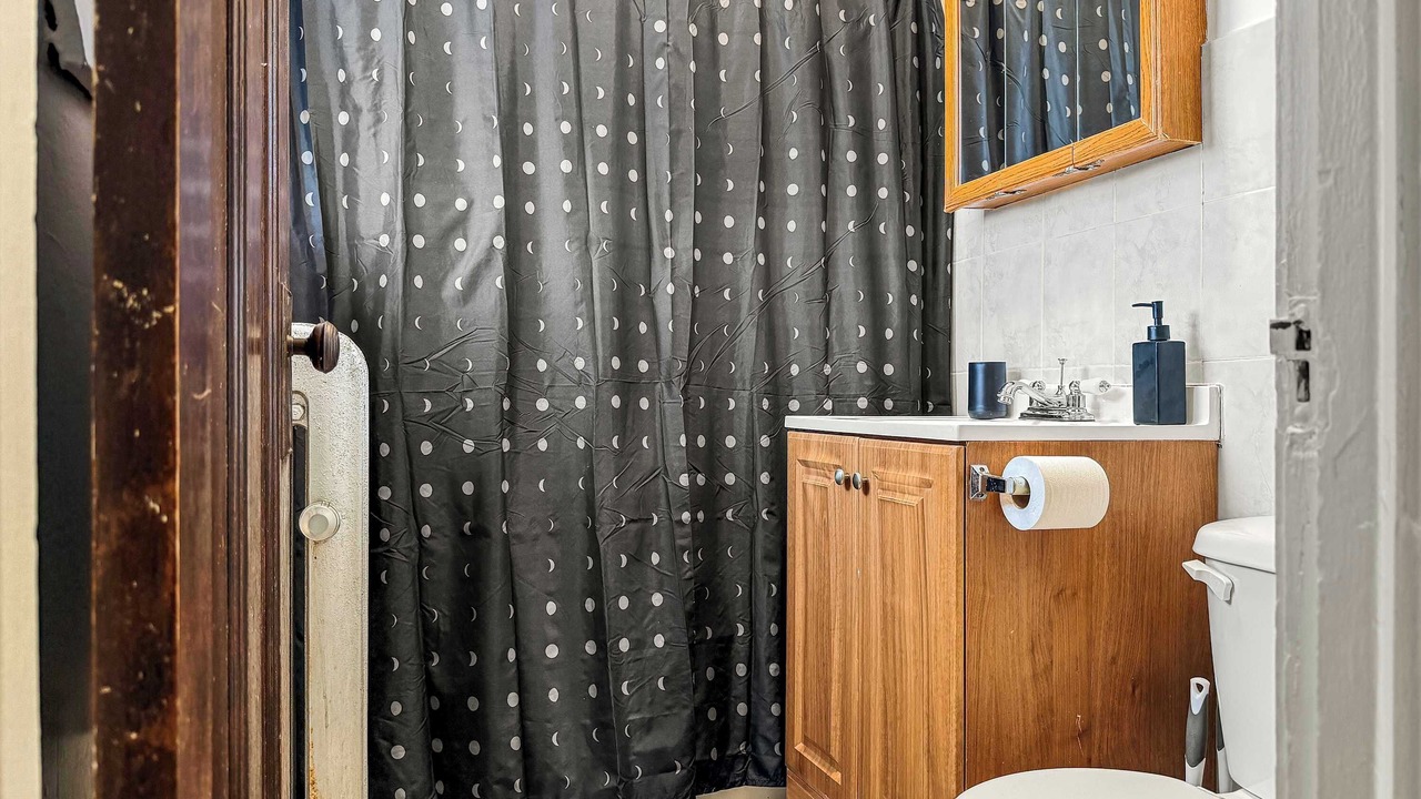 Photo of Bathroom in Avondale