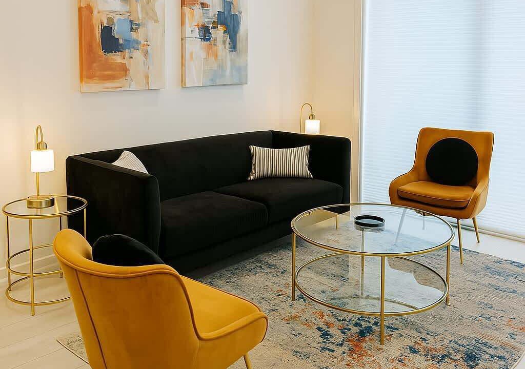 Photo of Livingroom in Uptown