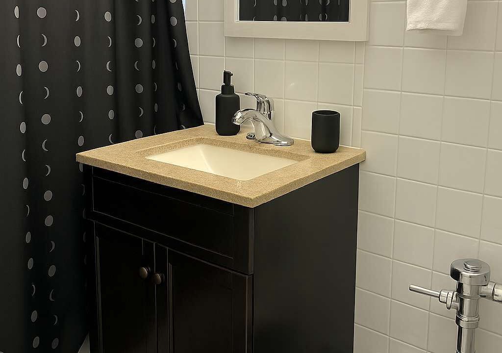 Photo of Bathroom in Hyde Park