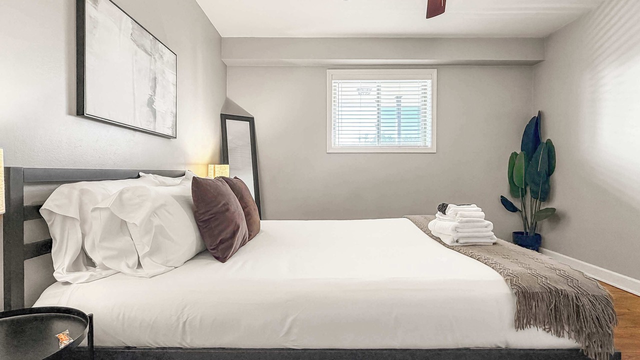 Photo of Bedroom in Arlington Heights