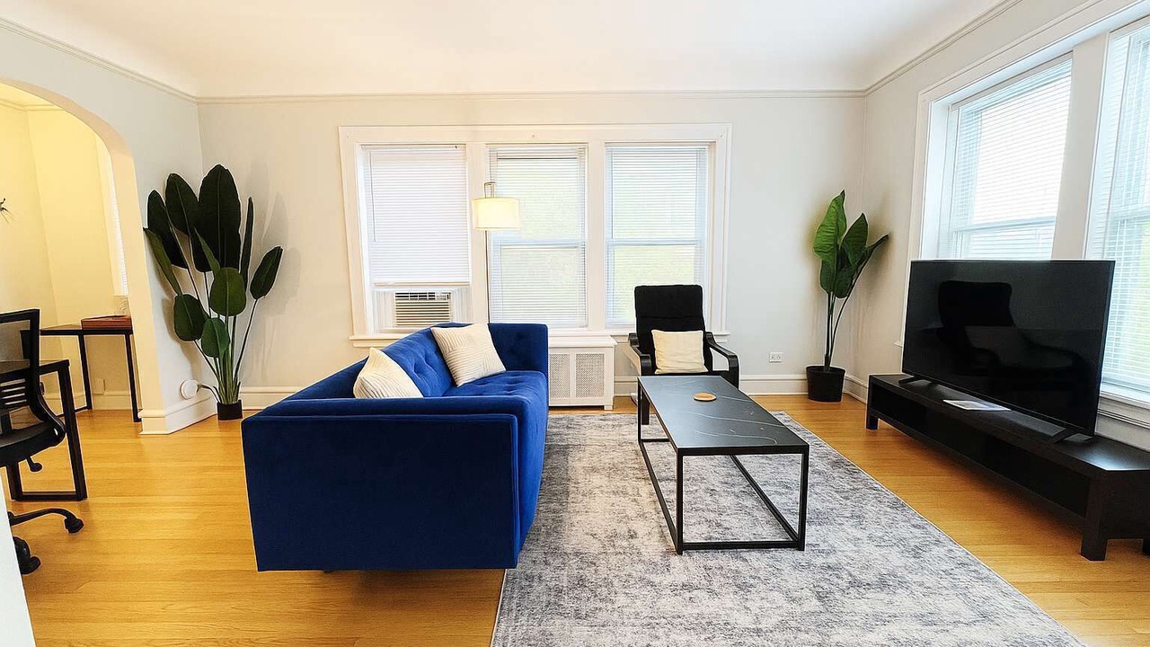 Photo of Livingroom in Skokie
