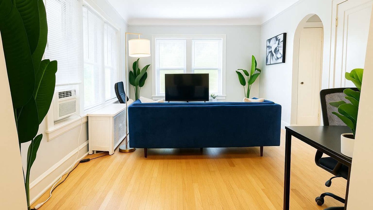 Photo of Livingroom in Skokie
