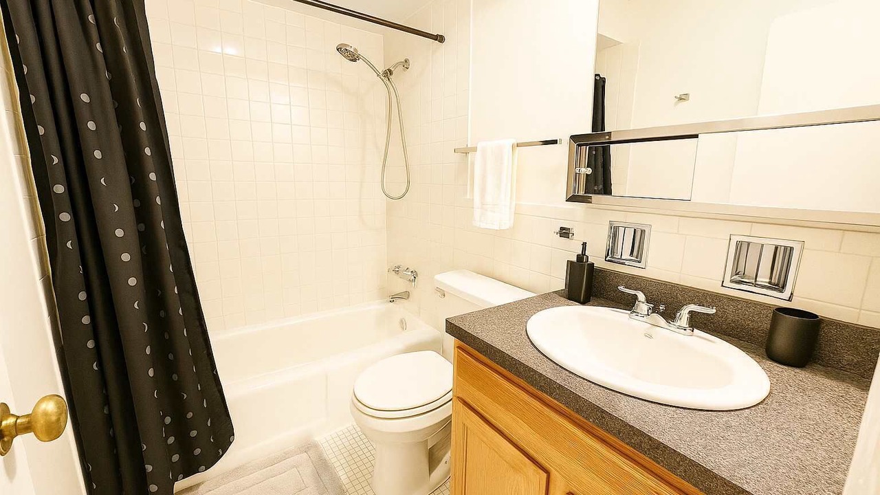 Photo of Bathroom in Evanston