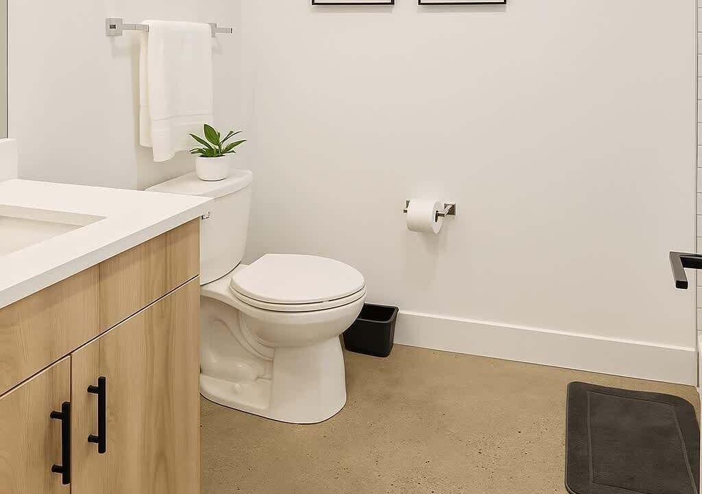 Photo of Bathroom in Greater Grand Crossing