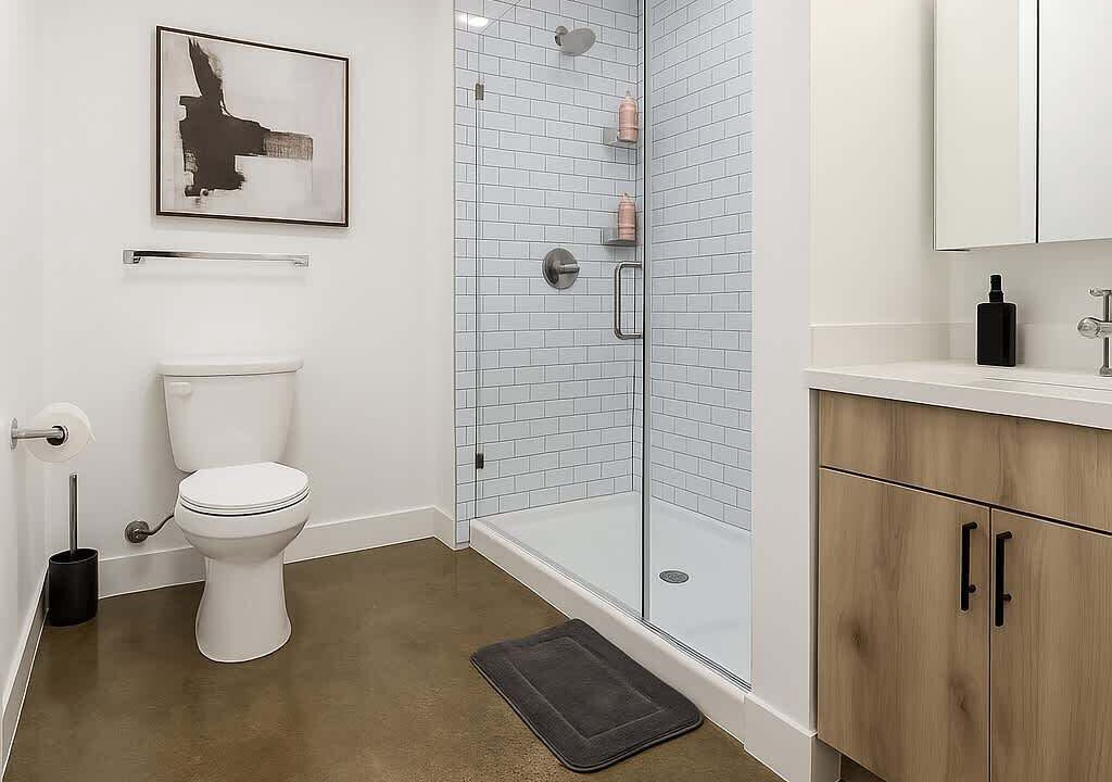 Photo of Bathroom in Greater Grand Crossing