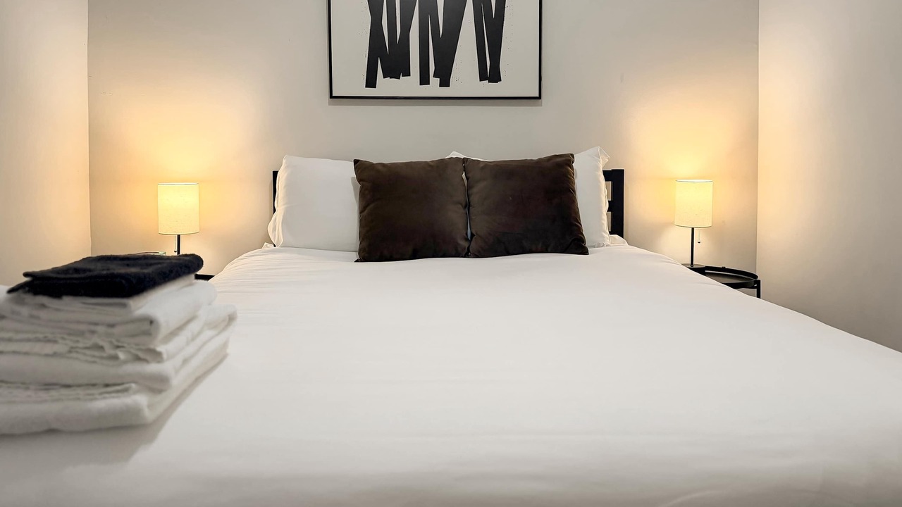 Photo of Bedroom in Hyde Park