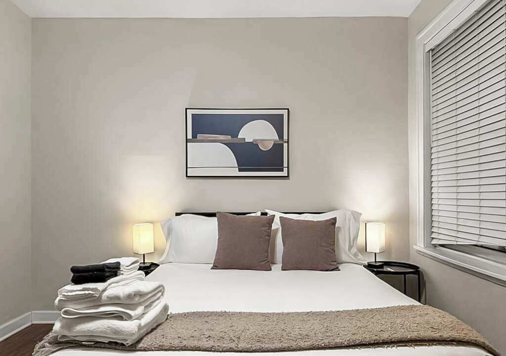 Photo of Bedroom in Hyde Park