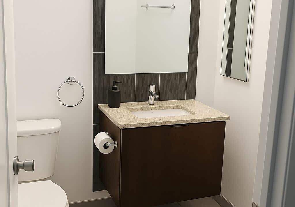 Photo of Bathroom in East Hyde Park