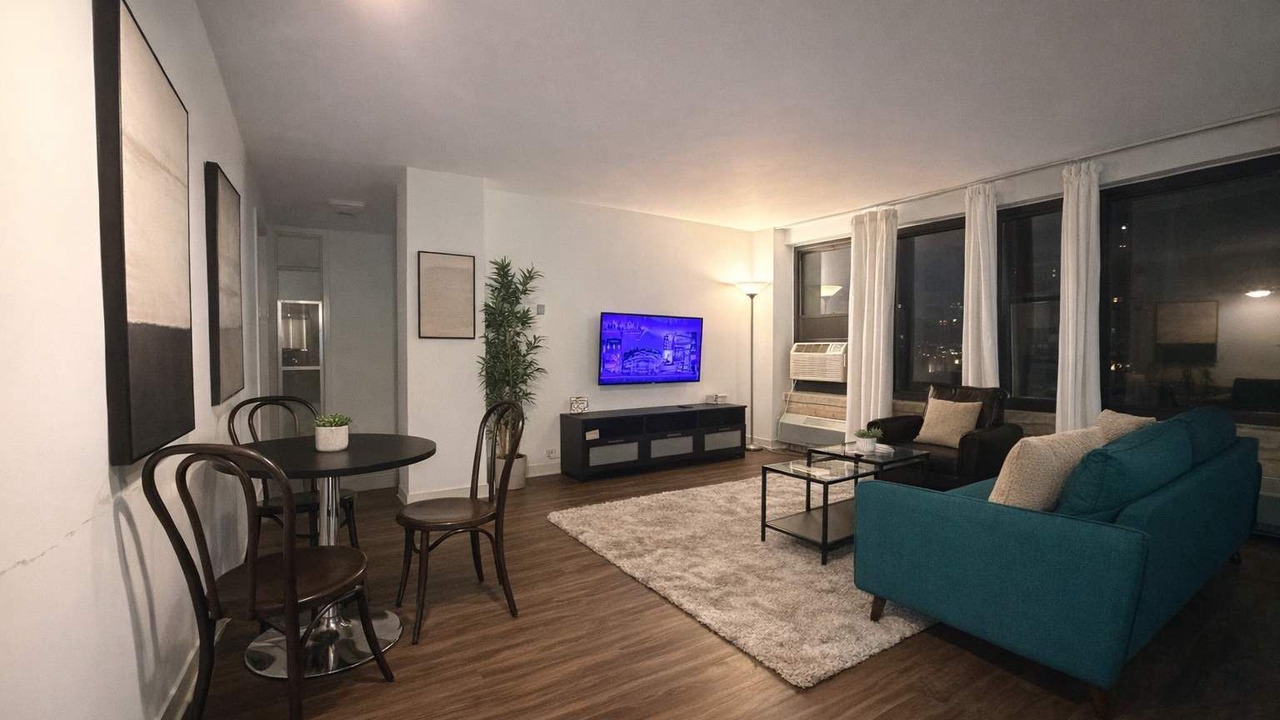 Photo of Others in East Hyde Park