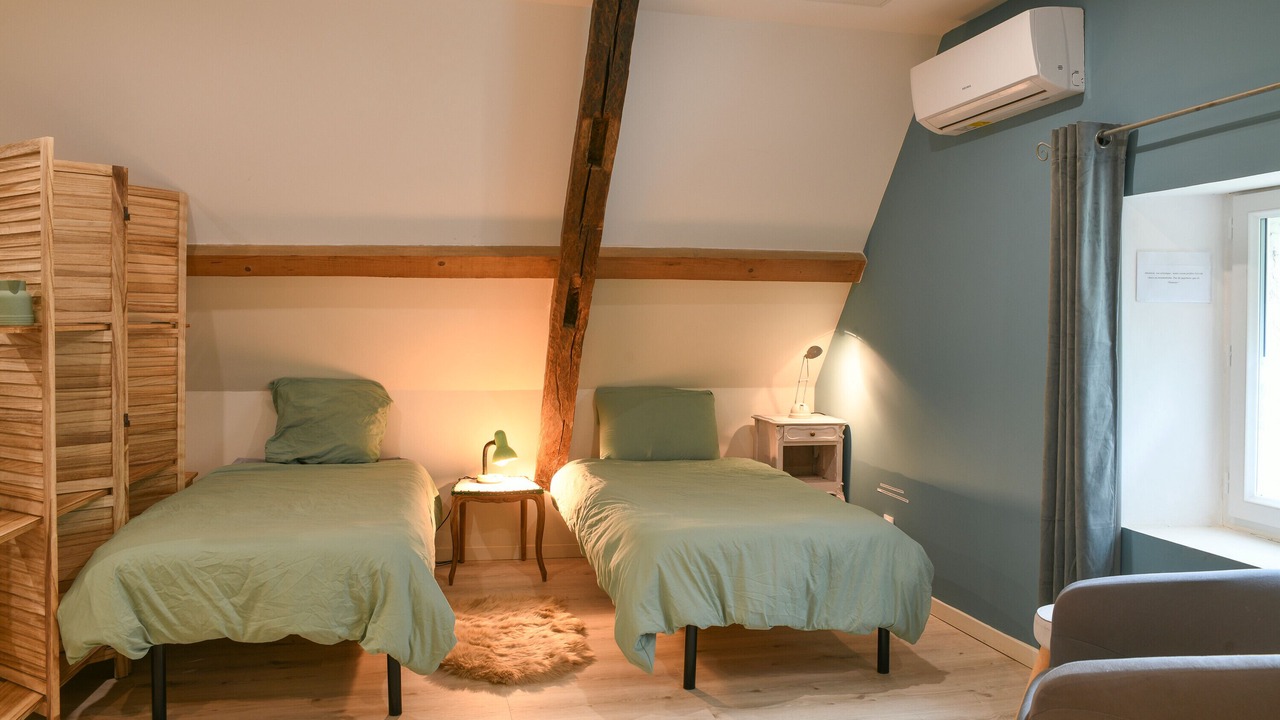 Photo of Bedroom in Saint-Beron