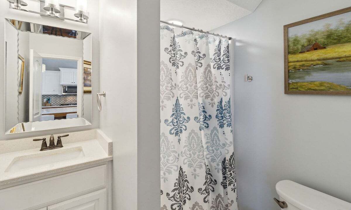 Photo of Bathroom in Eden