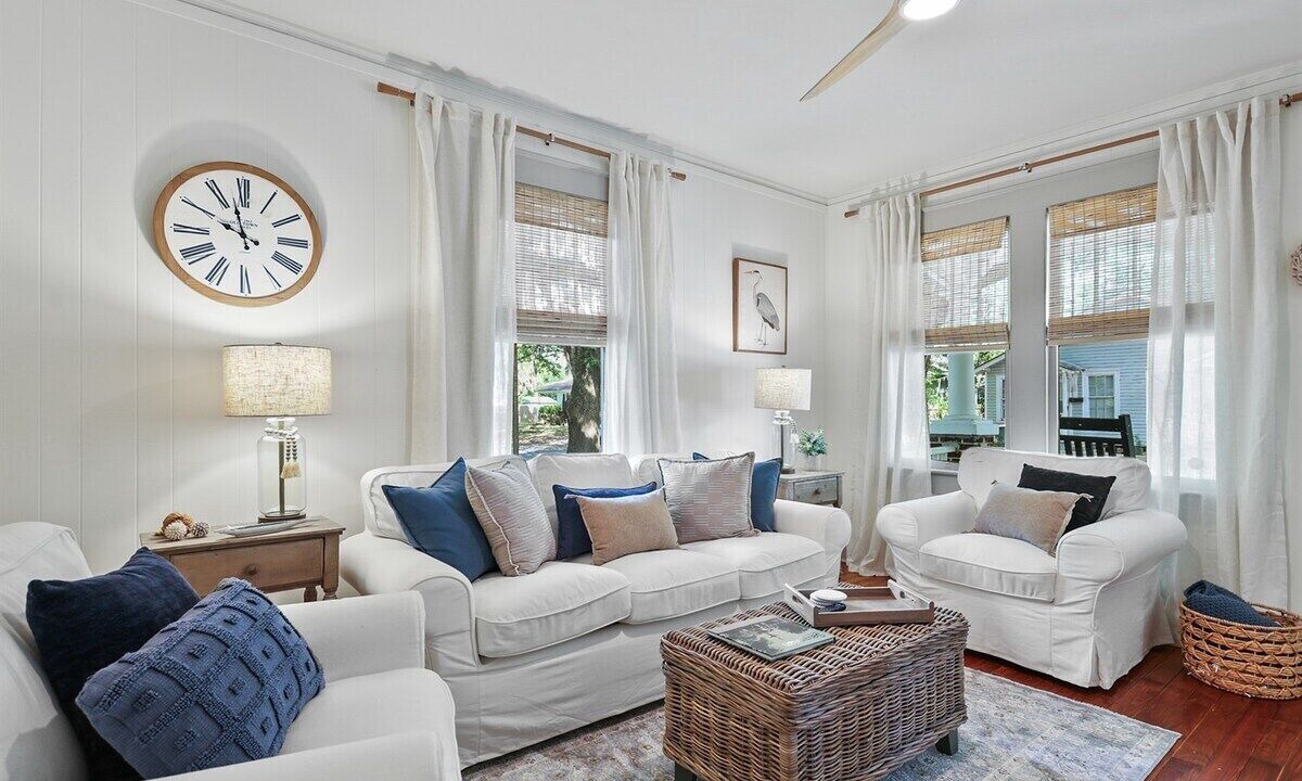 Photo of Livingroom in Midtown