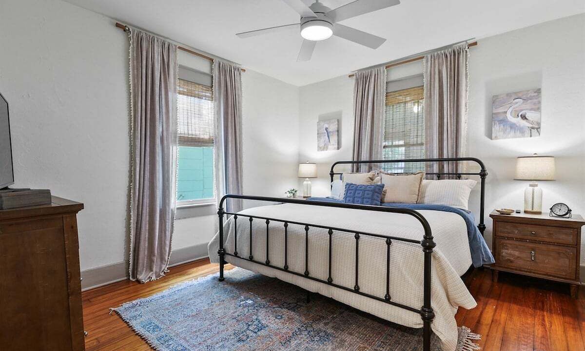 Photo of Bedroom in Midtown