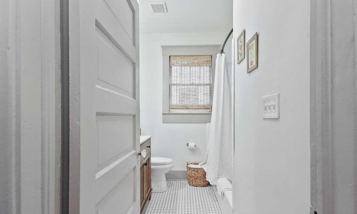 Photo of Bathroom in Midtown