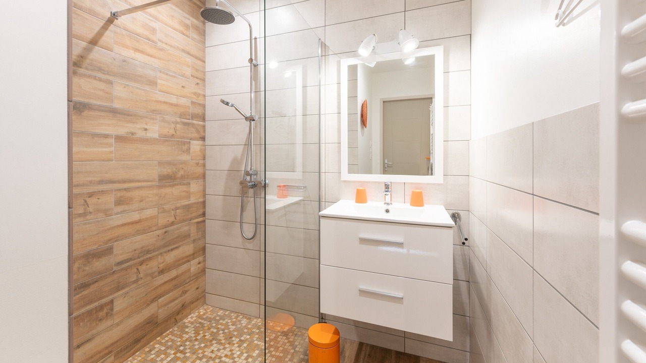 Photo of Bathroom in Heches