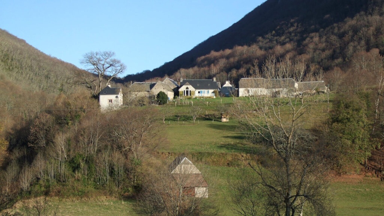 Photo of Outdoor in Heches