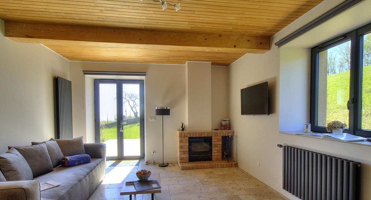 Photo of Livingroom in Thurins