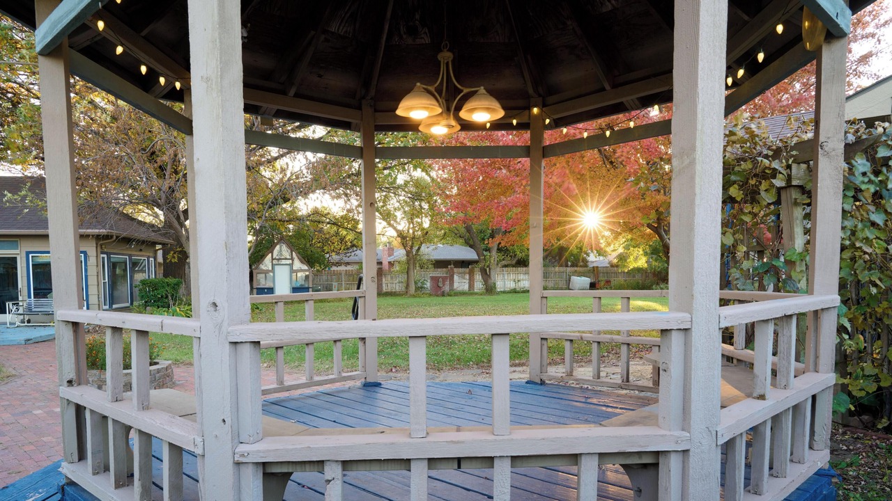 Photo of Outdoor in Newton