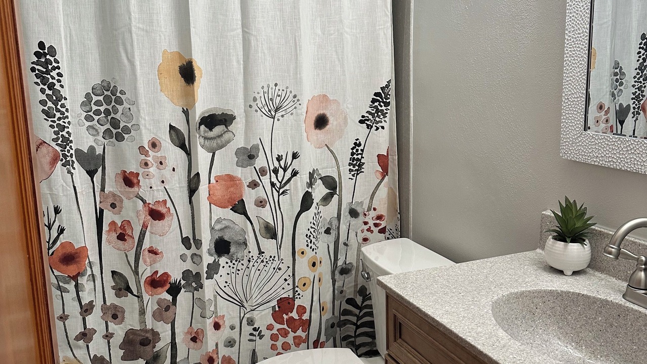 Photo of Bathroom in Franz Park