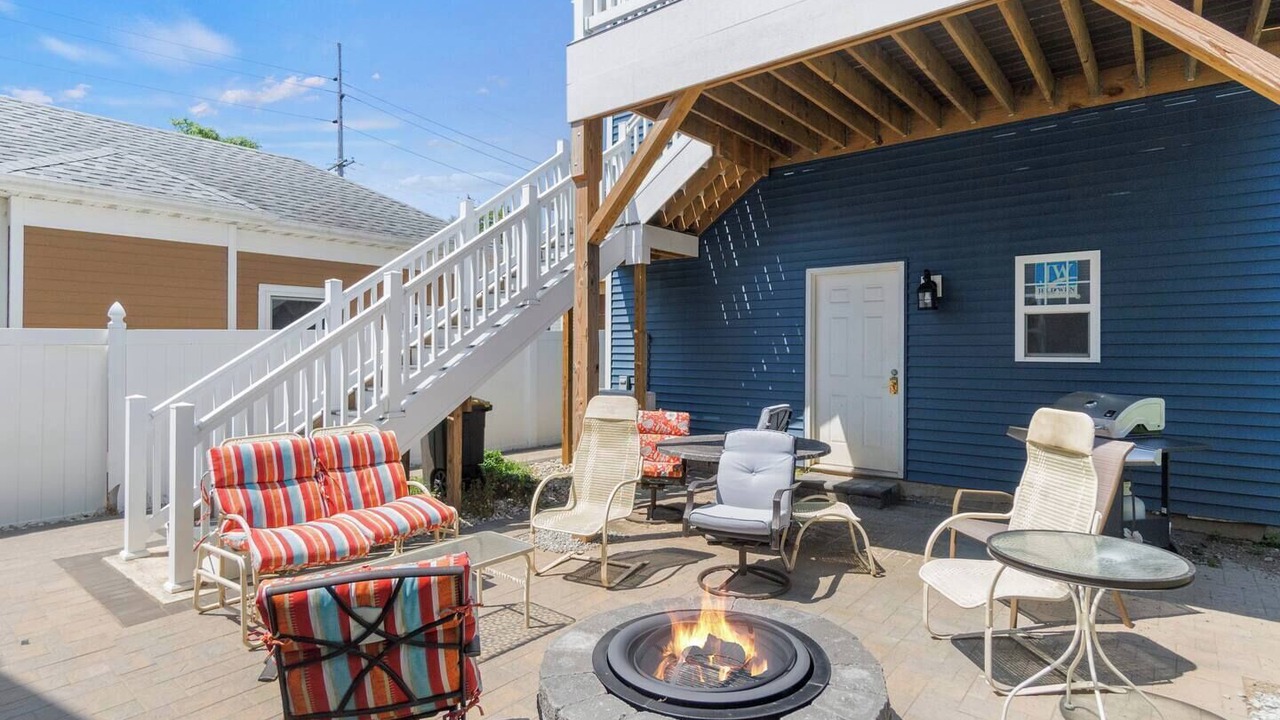 Photo of Livingroom in West Central