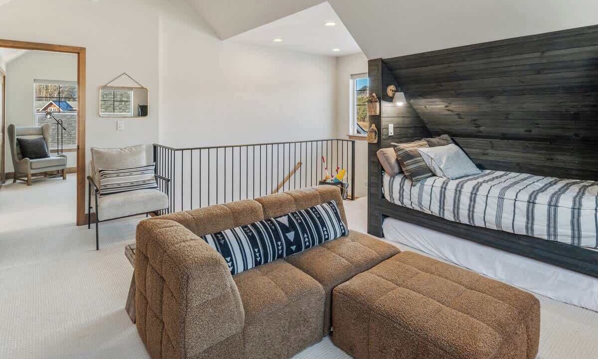 Photo of Bedroom in Dover Bay