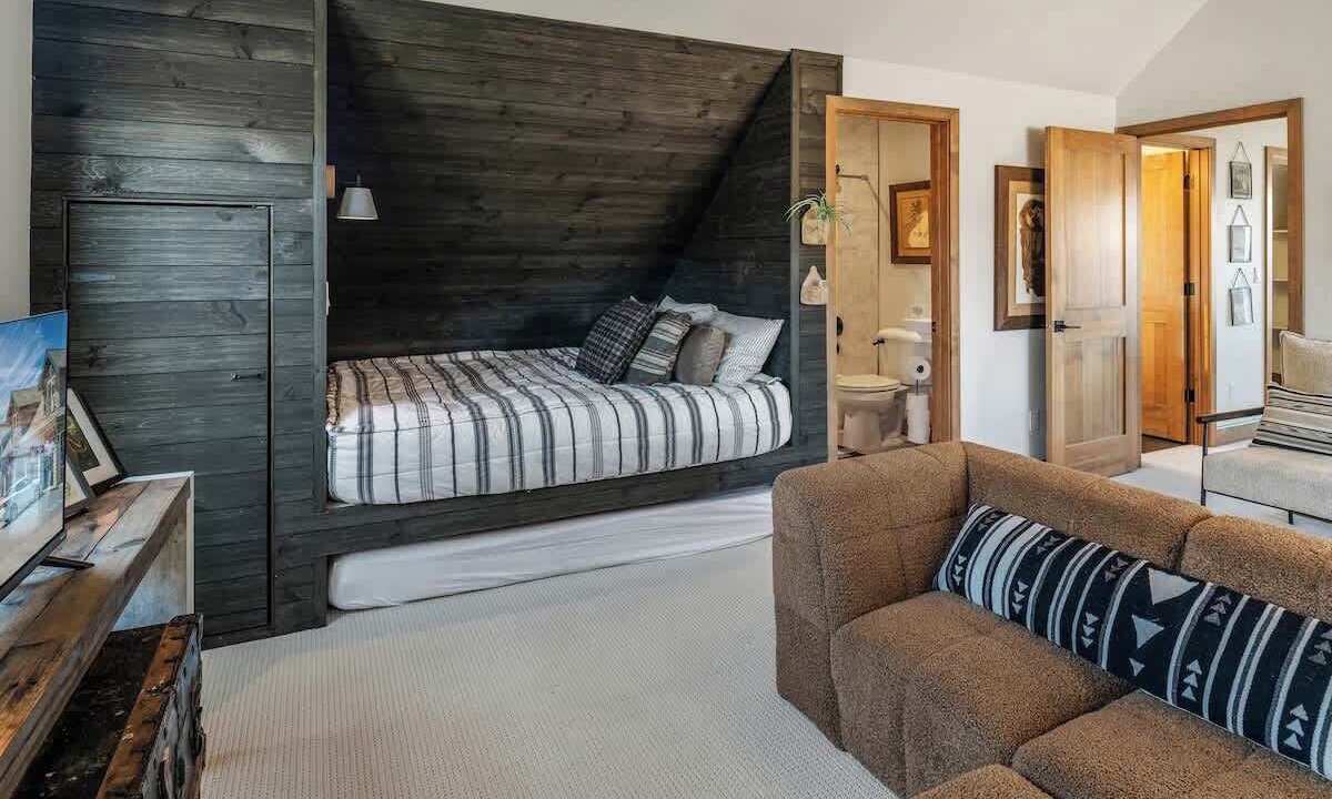 Photo of Others in Dover Bay