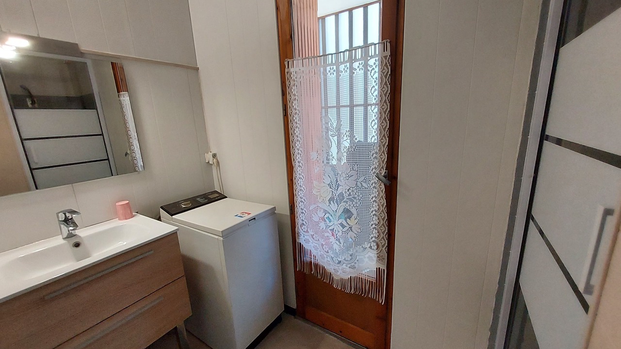 Photo of Bathroom in Seyne