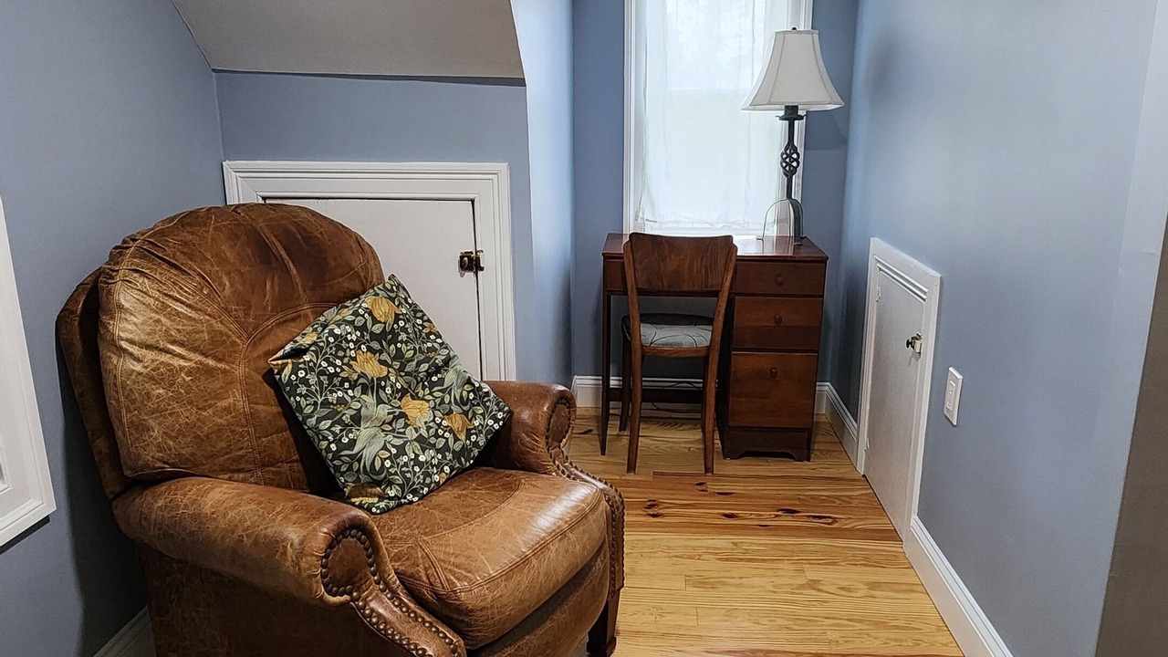 Photo of Livingroom in Pine Bush