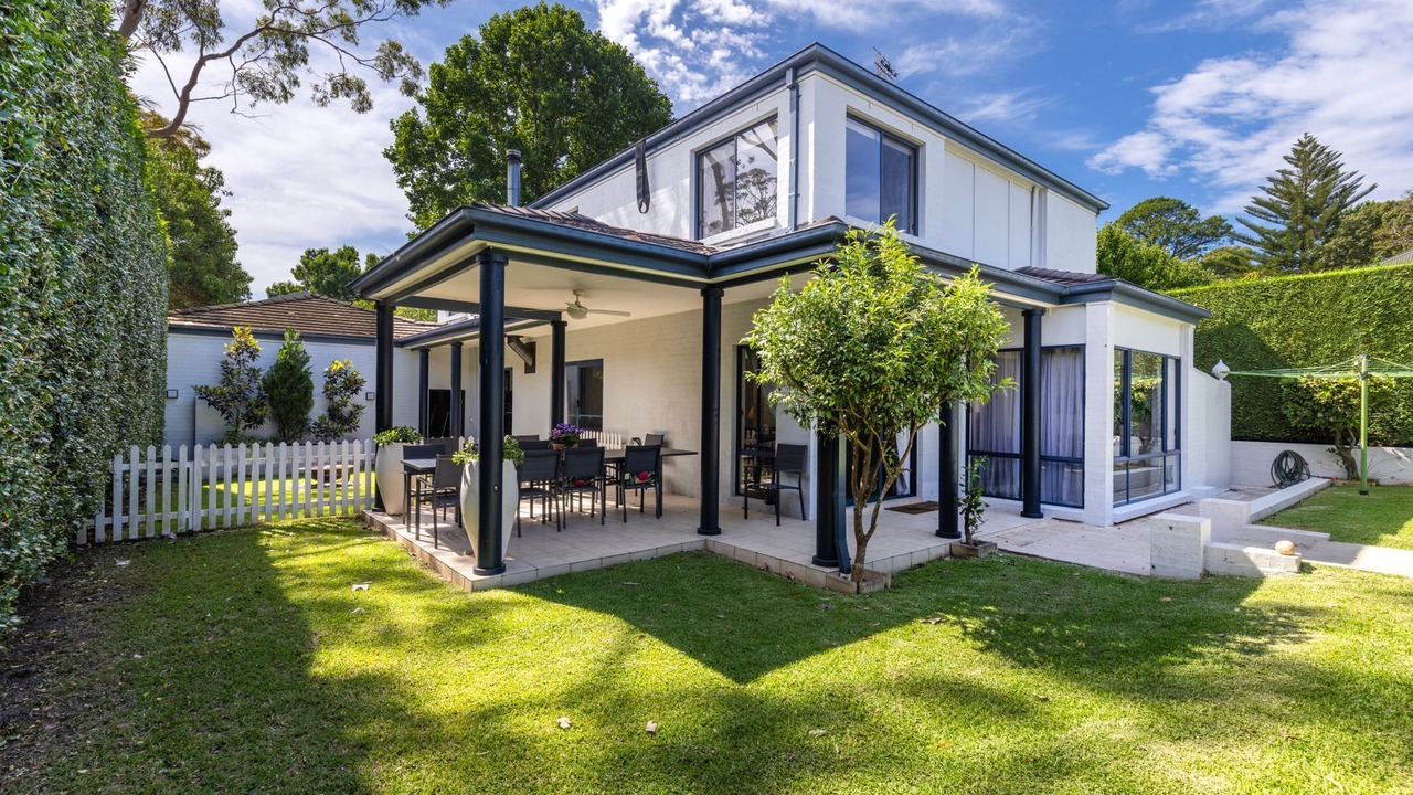 Photo of Outdoor in Berry