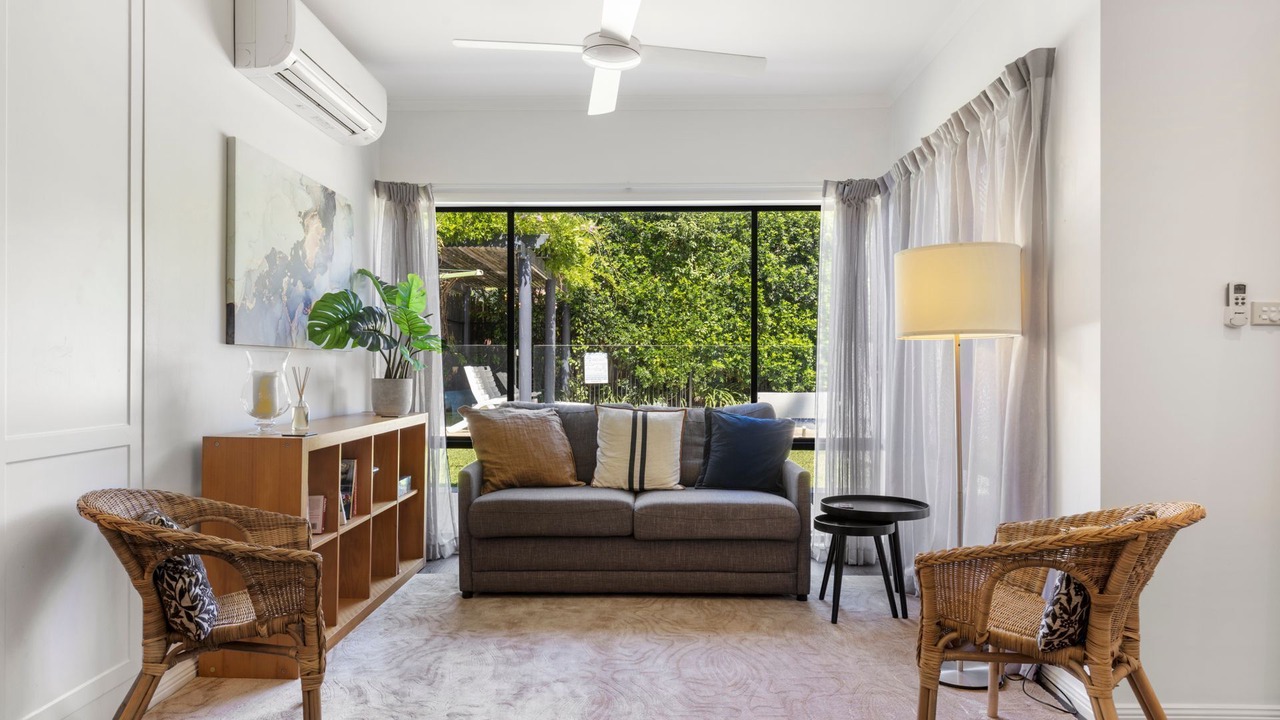 Photo of Livingroom in Berry