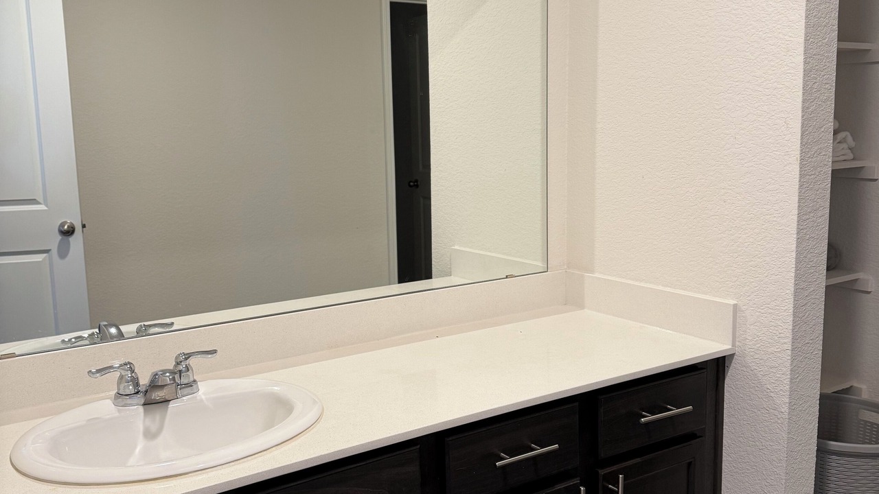 Photo of Bathroom in Anna